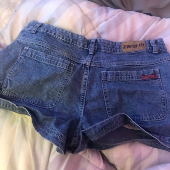 Zana di shorts - Picture 3 of 3